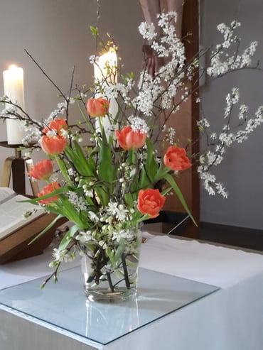 Nordheim -Altarschmuck - Tulpen