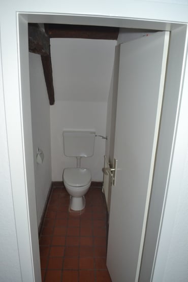 DG - WC